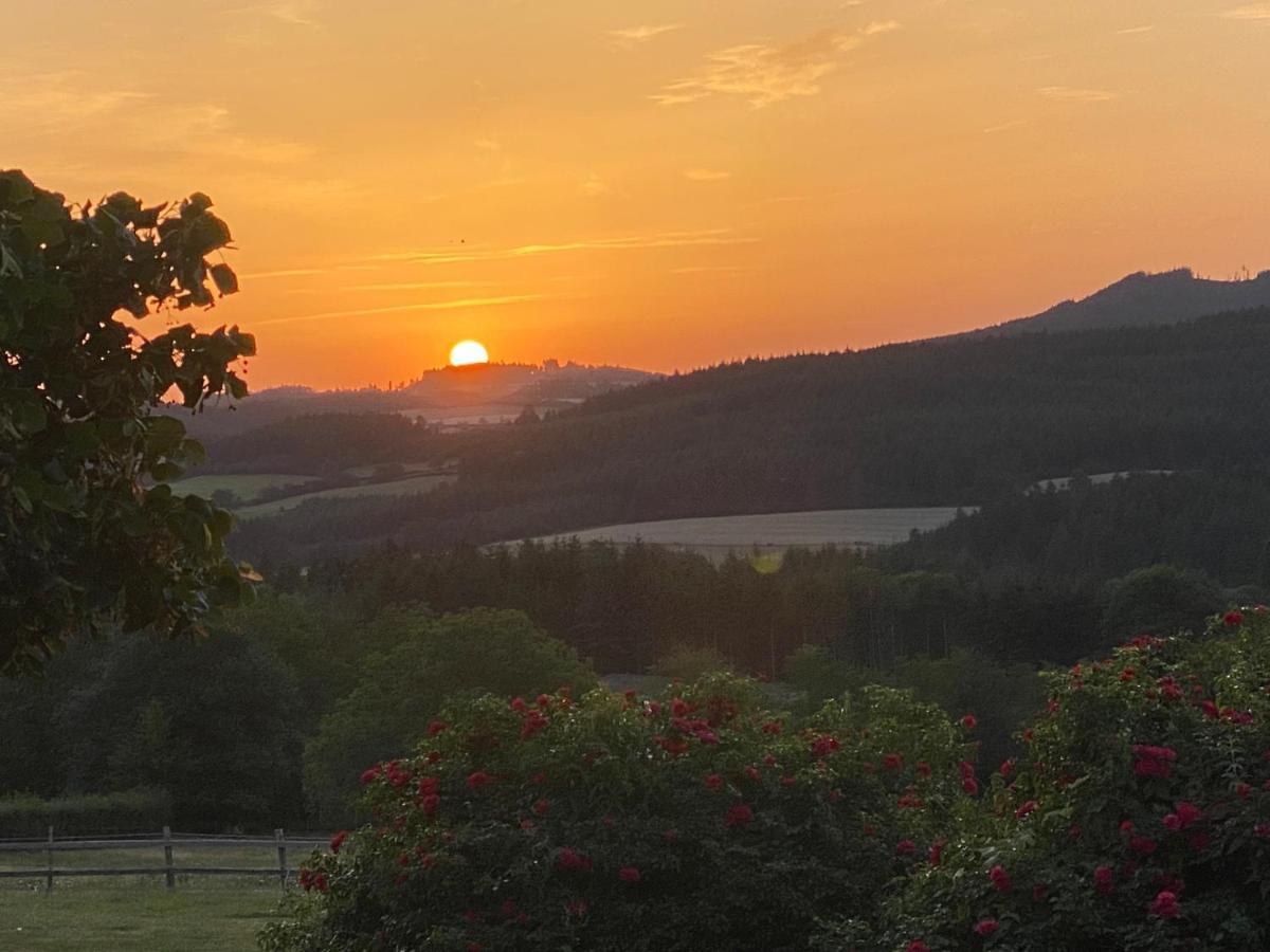 Les Perruchons Ancienne Grange Renovee Avec Soin Villa Ozolles Bagian luar foto