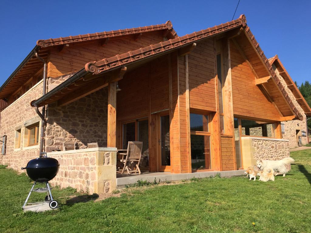 Les Perruchons Ancienne Grange Renovee Avec Soin Villa Ozolles Ruang foto