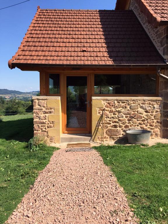Les Perruchons Ancienne Grange Renovee Avec Soin Villa Ozolles Ruang foto